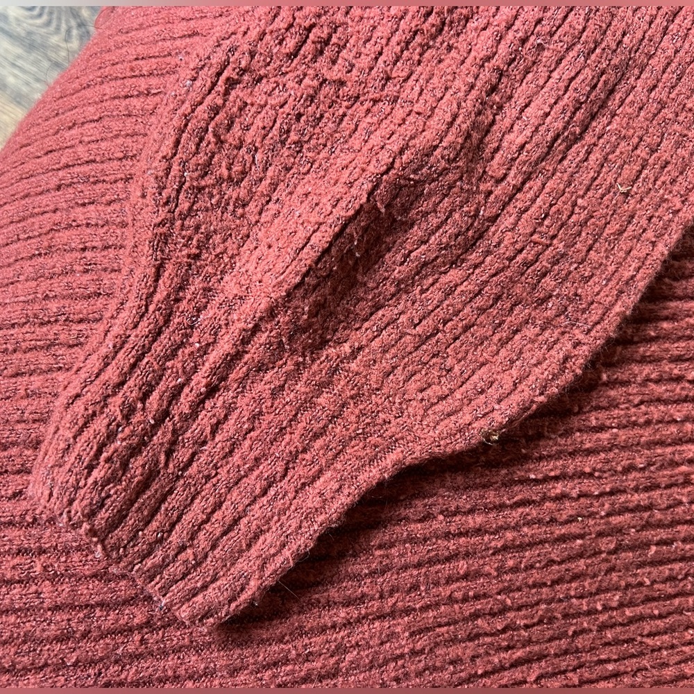 Cozy Rust Sweater - Picture 5 of 7